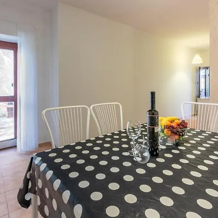 Semesterbostad House V