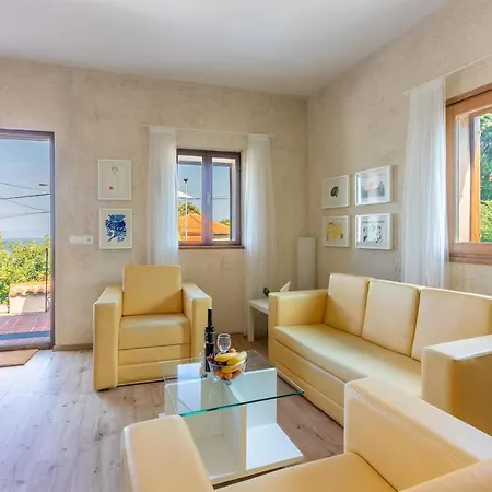 Prázdninový dům House V *