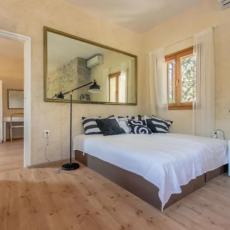 Prázdninový dům House V *